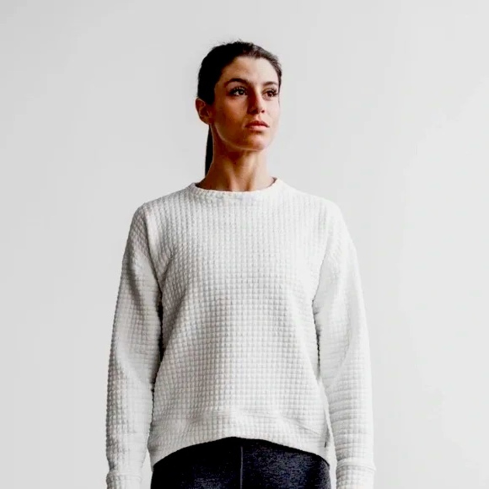 Nobull Quilted White Crew Neck Sweat Shirt